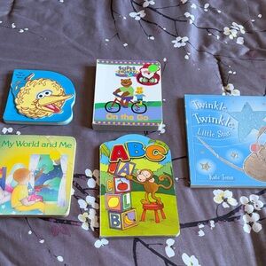Bundle of 5 young children’s books
